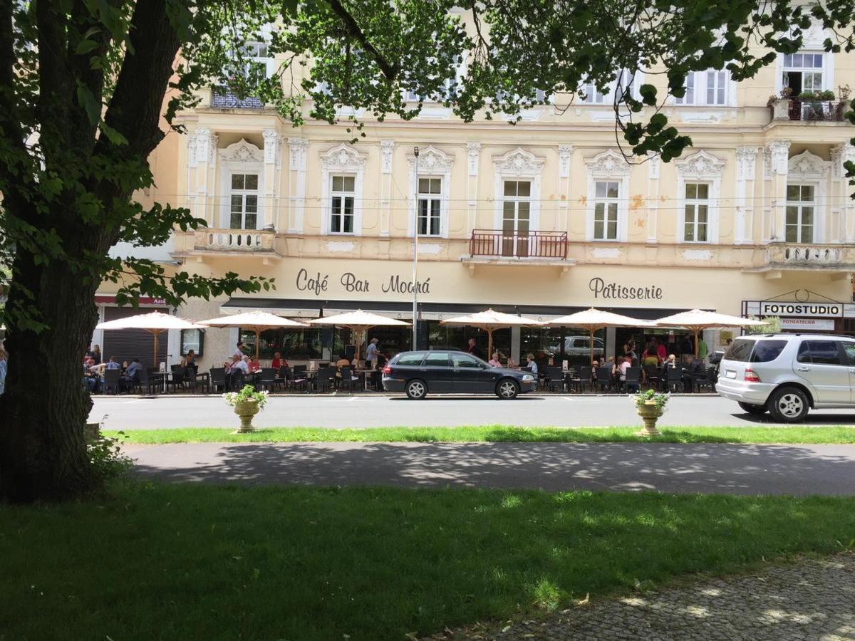 Galerie Suites Марианске-Лазне Экстерьер фото